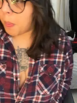 miacanela_xo webkamerás műsora