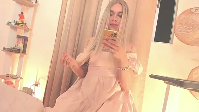 VenusSantanan Webbikameraesitys