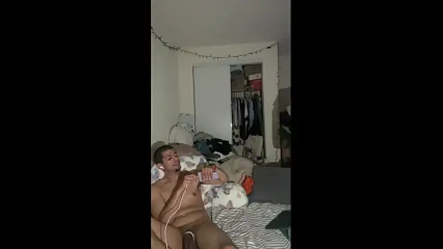 Pokazy przed kamerką – BigdickRick8UncuT