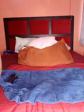 SweetHips95: онлайн-секс-чат