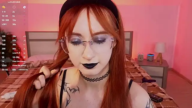 WICKEDEMBER – Live XXX-chat