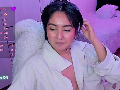 ViolettaKai Webcam Show