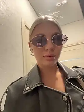 دردشة NewLale الجنسية المباشرة