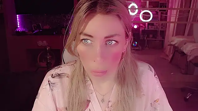 Živý XXX chat AnnieGOld_