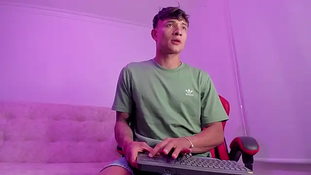 عرض كام DavisFirb