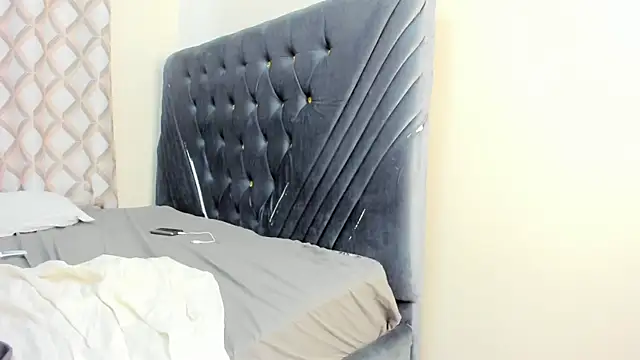 Pretty_Ebony_Doll's Webcam Show