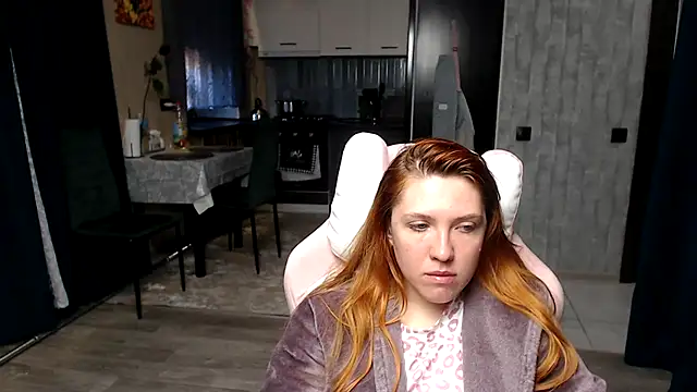 Reginasmilee's Live XXX Chat