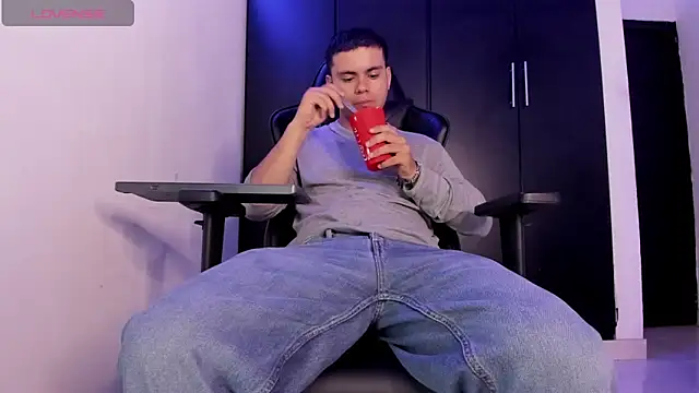 Liam_Mateo Adlı Modelin Web Kamerası Şovu