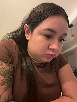 Pretty_Isadora 即時 XXX 聊天