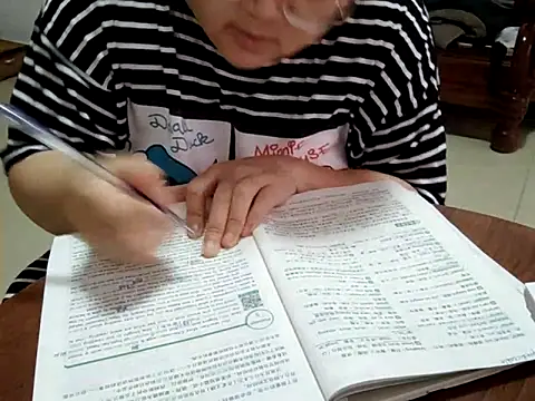 AngelwithEcup Adlı Modelin Canlı XXX Sohbeti