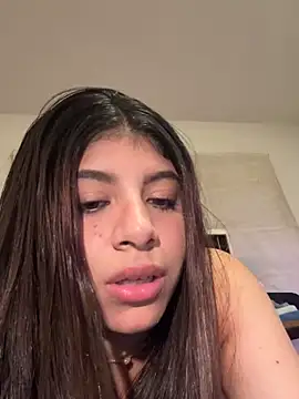 AmandaBrooks_18 即時 XXX 聊天