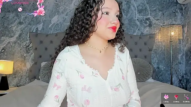 Czat XXX na żywo – LucyLovelyy