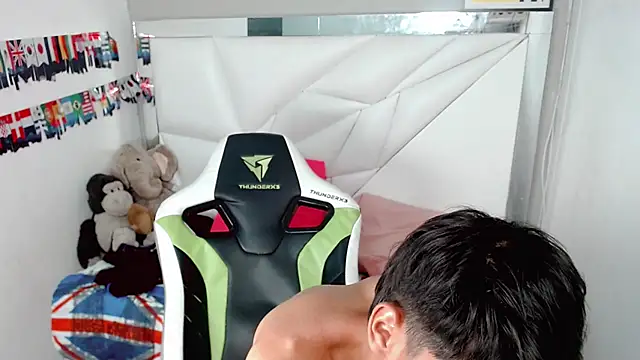 Liarr_ 在線直播表演