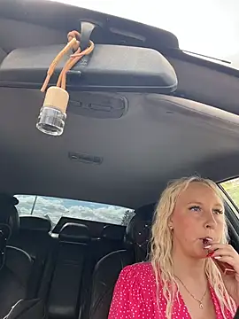 Онлайн чат XXX MerlinDave