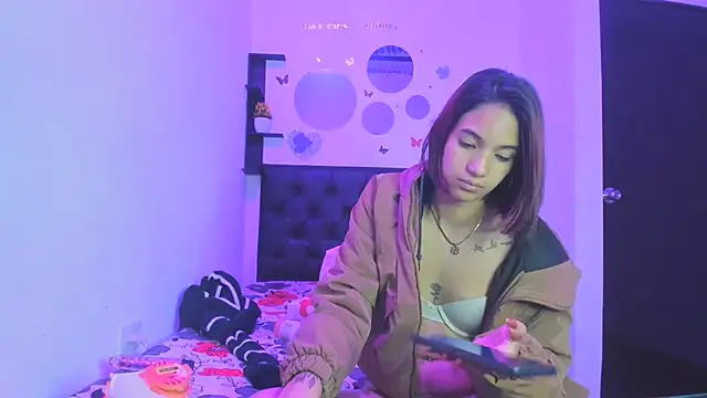 sapphire_brown20 Live XXX-Chat