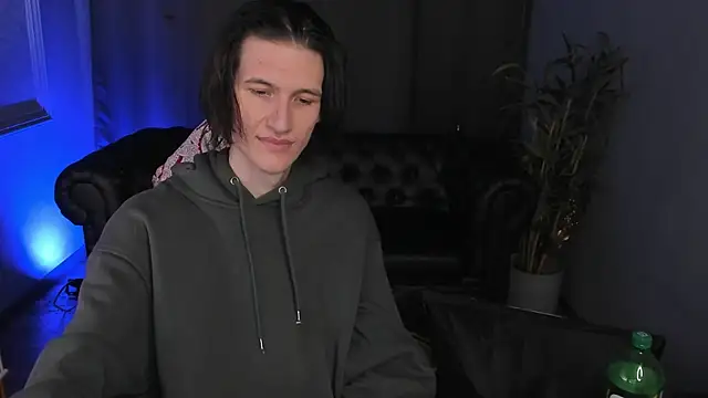 Klaude_Jam Chat XXX in diretta