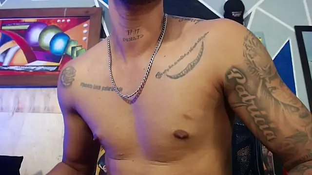 MagnusFrost Chat XXX live