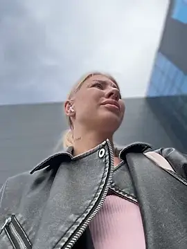 XXX chat uživo modela NewLale