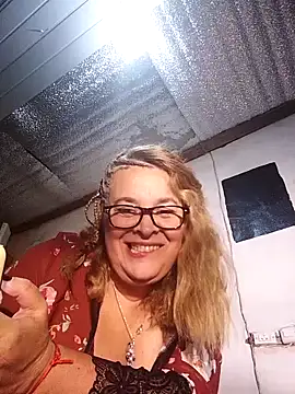 Chat XXX en directo de momismilf544