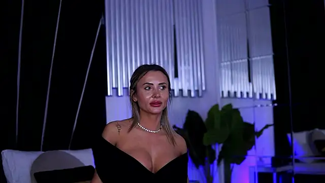 Chat +18 de CelesteArden ao vivo