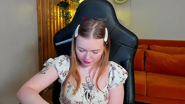 Вебкам-шоу ElinaVale