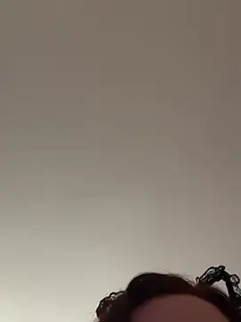 BambiKitty's Webcam Show