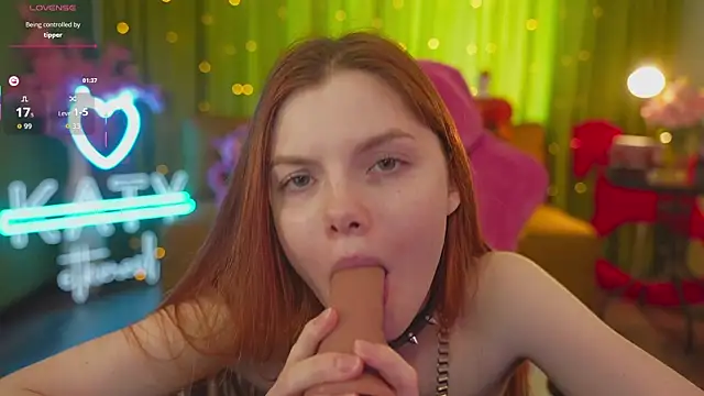 Katy__Ethereal Pertunjukan Webcam