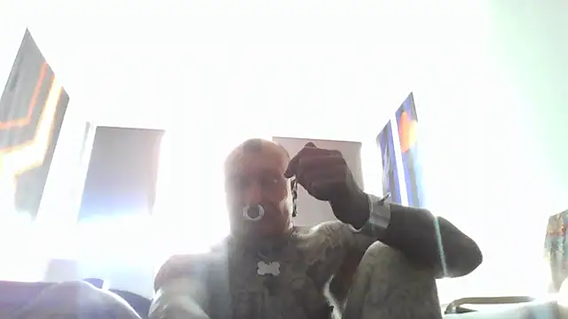 object857 即時 XXX 聊天