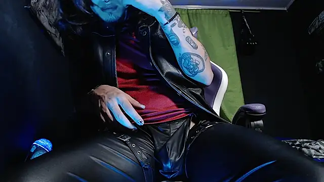 Dicaprioo_ Live XXX-chat