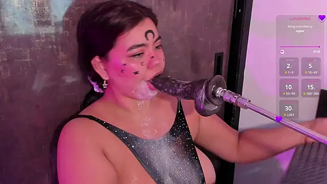 XXX chat uživo modela klhoe_boobs