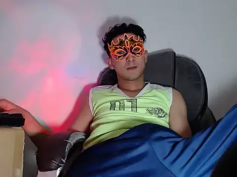 Chat +18 de SexyboyHot2000 ao vivo