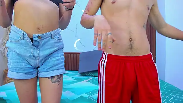 Loversinfire2 即時 XXX 聊天