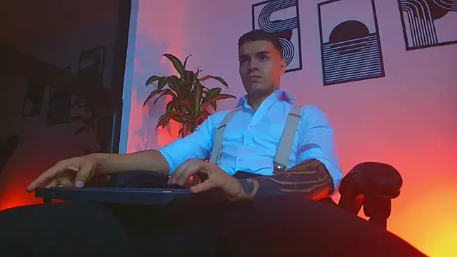 ALPHA_DOMINUS_: вебкам-шоу