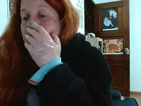 ViioletaMora: онлайн-секс-чат