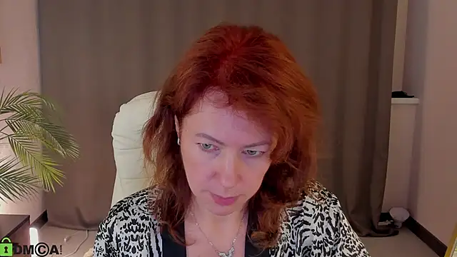 LeticiaRomano: онлайн-секс-чат