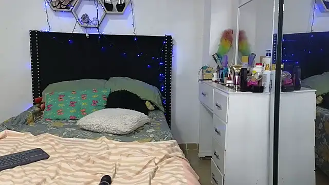 Živý XXX chat charlotte_077