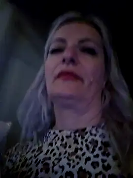 LadyTouch 即時 XXX 聊天