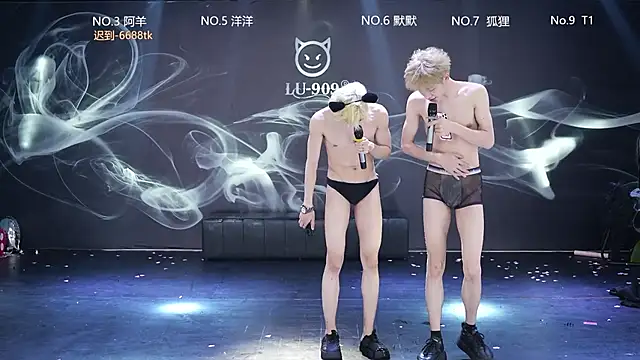 MS-180- Chat XXX in diretta