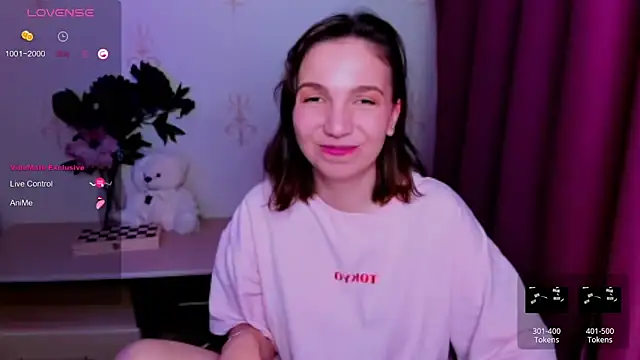 KindHazelHere_ Adlı Modelin Canlı XXX Sohbeti