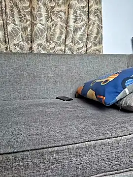 bustytemptress1 Adlı Modelin Web Kamerası Şovu