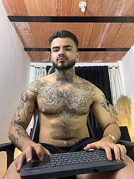 دردشة Benjii_Carter1 الجنسية المباشرة