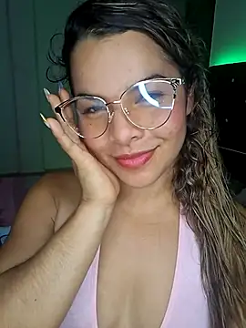 XXX chat uživo modela pamela_Tiny