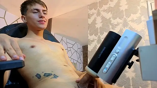 EVAN_TAY's Webcam Show