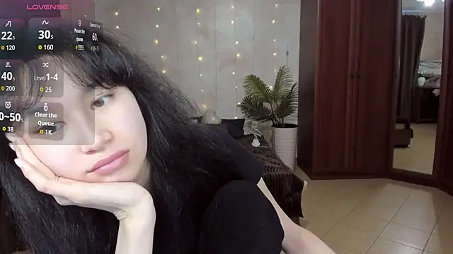 SheilaRare élő XXX-chatje