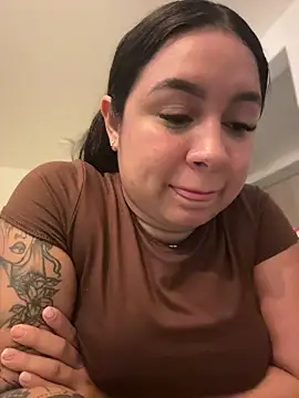 Pretty_Isadora 现场XXX聊天