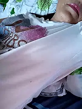 Doremon_95 网络视讯表演