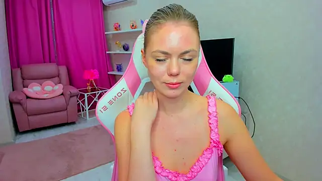 Strawberrye's Live XXX Chat