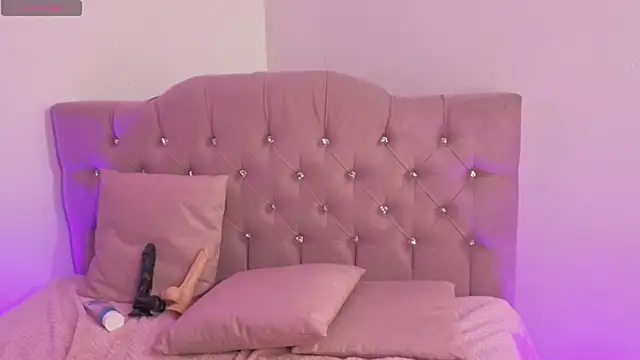 Онлайн чат XXX SABRIINA_TAY