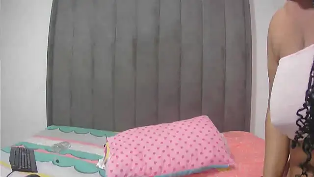 Princess-Mel21 Chat XXX live