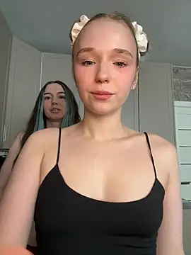 Show modela RollDollsi na web-kameri